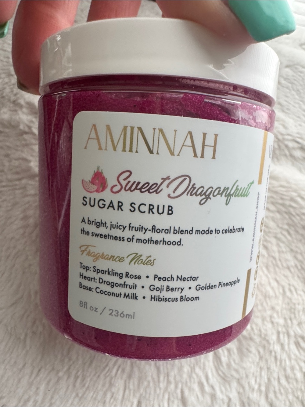 ❣️NEW❣️Aminnah Sweet Dragonfruit Sugar Scrub
